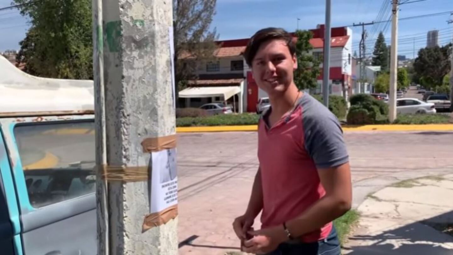 Youtuber finge haber encontrado un celular y expone a los que lo reclaman