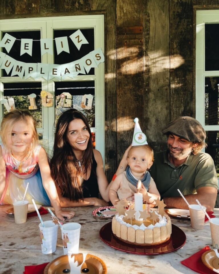 Zaira Nara celebró el primer año de su hijo Viggo, en San Martín de los Andes: "¡Te amamos con locura!"