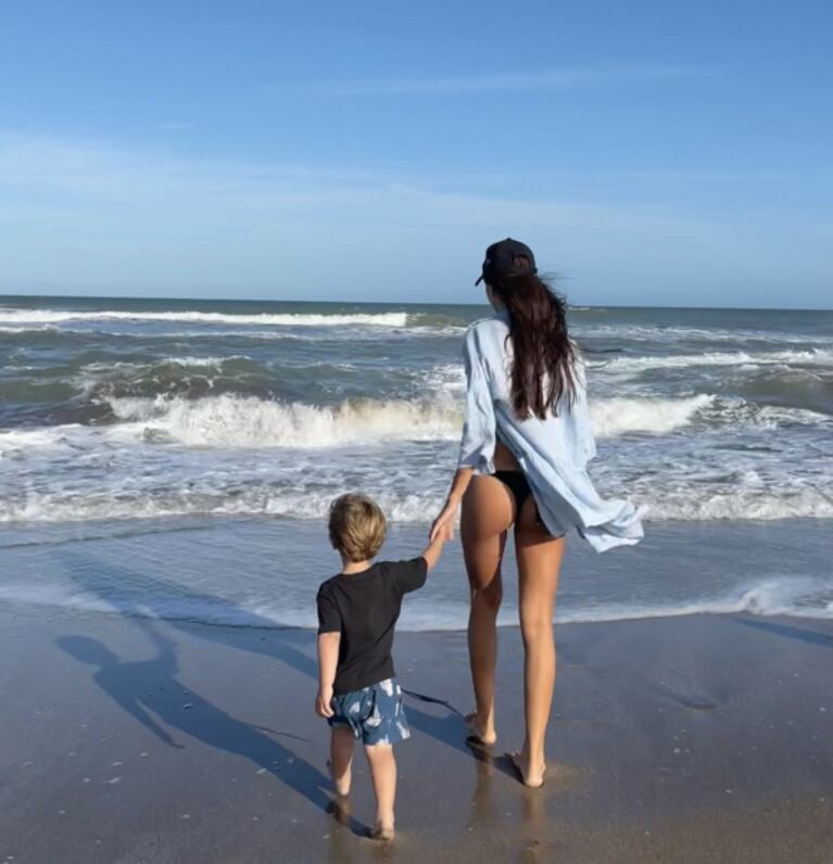 Zaira Nara compartió las fotos más lindas de sus vacaciones en Pinamar con sus hijos