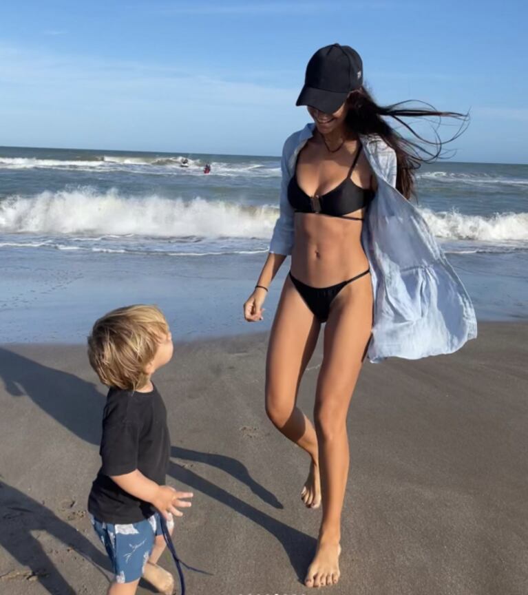 Zaira Nara compartió las fotos más lindas de sus vacaciones en Pinamar con sus hijos