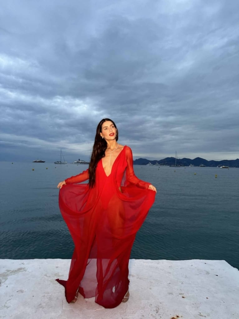 Zaira Nara deslumbró en Cannes con sus audaces looks y la acusan de haber tildado Instagram