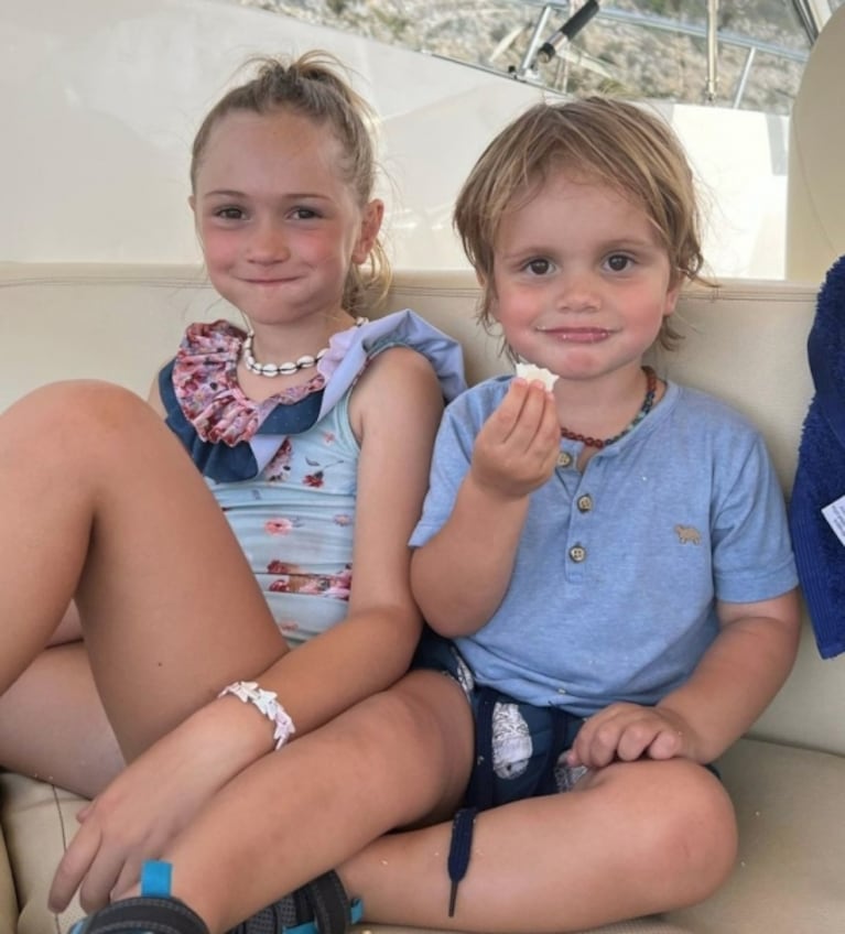 Zaira Nara disfruta Ibiza junto a sus hijos y los de Wanda Nara