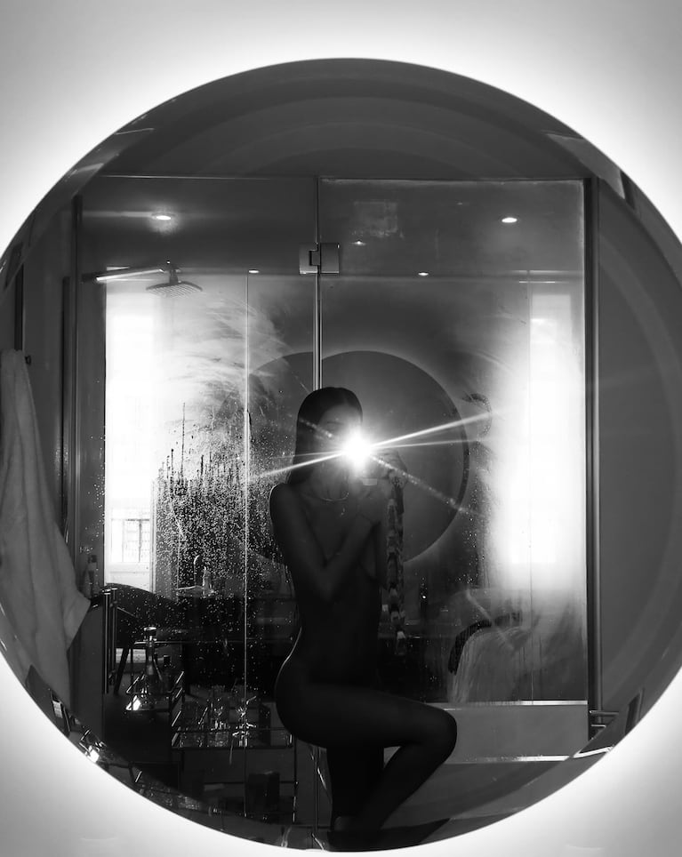 Zaira Nara impactó con selfies al desnudo y generó revuelo en redes. CRÉDITO: Instagram