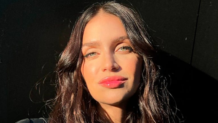 Zaira Nara impactó con un catsuit traslúcido en un evento top.