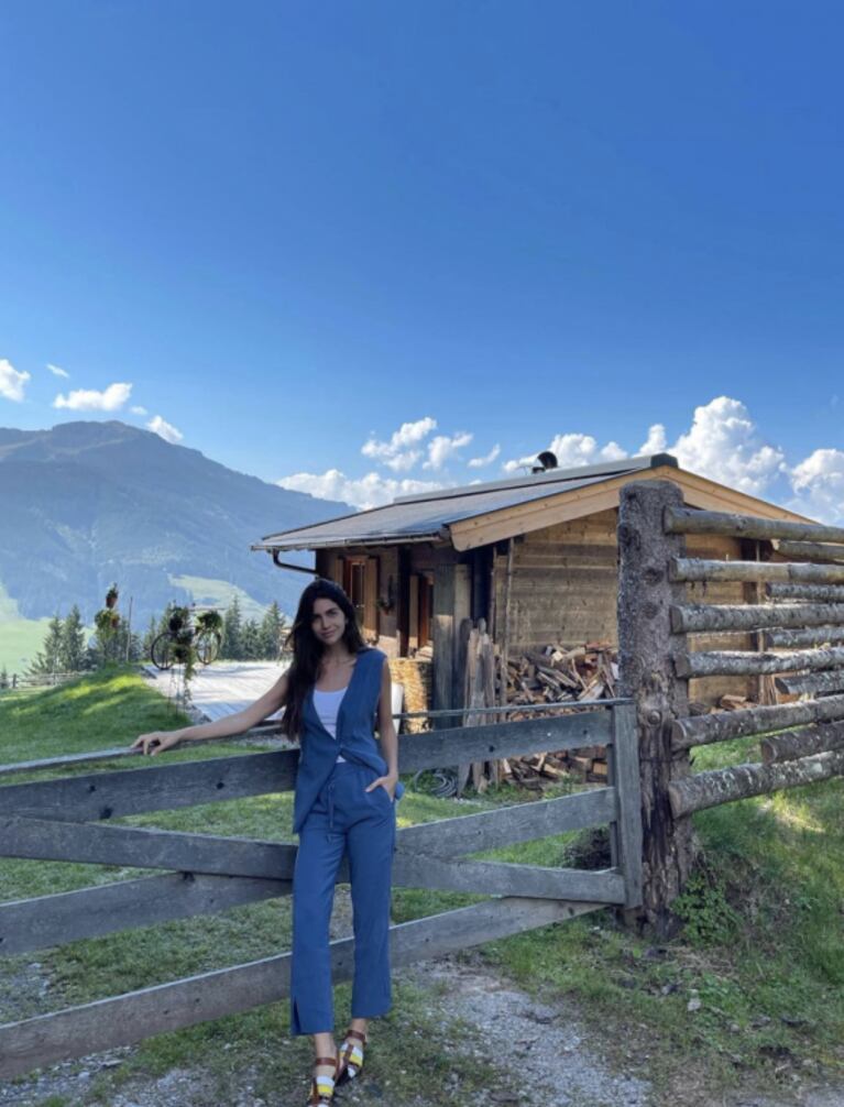 Zaira Nara posó con sus hijos en los escenarios naturales de La novicia rebelde: "En el paraíso"