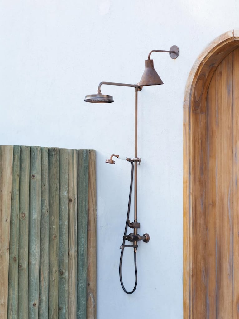 Zaira Nara renovó la grifería de su casa (Fotos de Instagram)