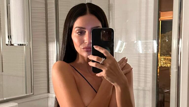 Zaira Nara sorprendió con un completísimo desayuno de lujo desde España.