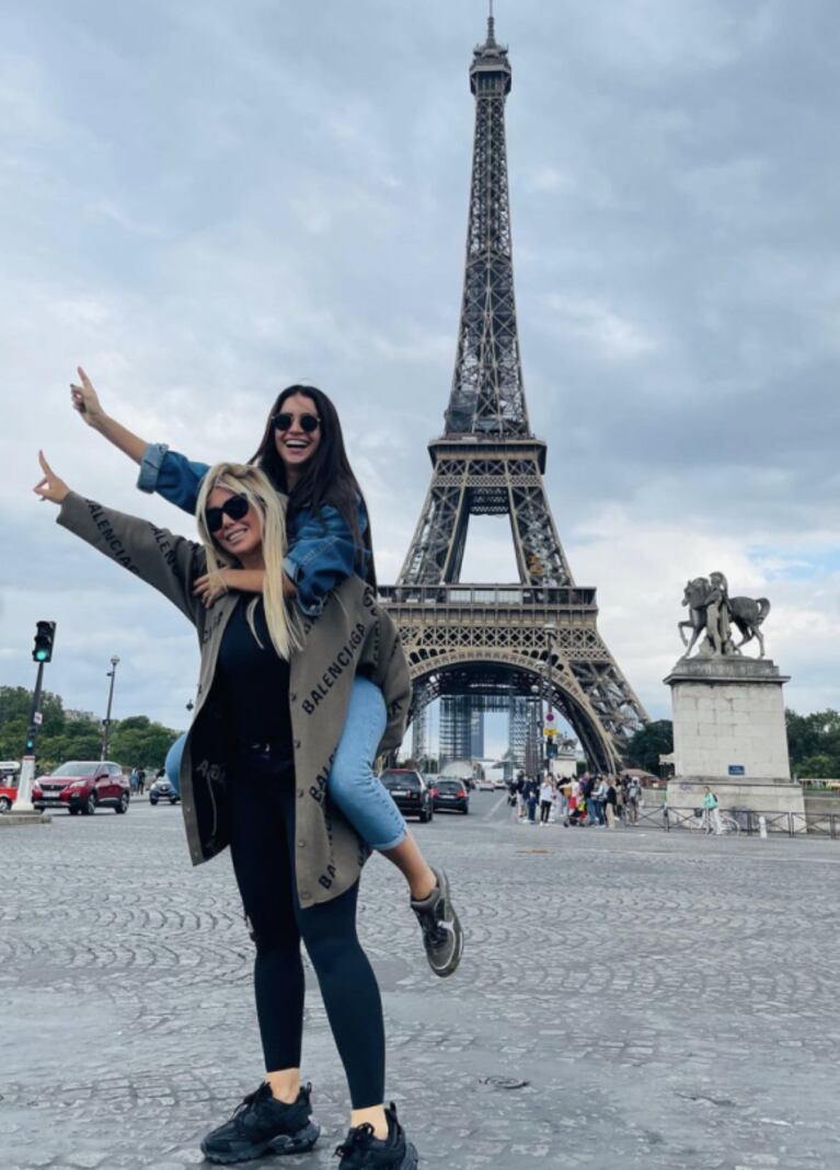 Zaira y Wanda Nara se reencontraron en París: "Con mi otra mitad"