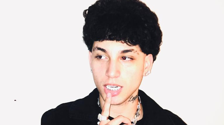 Zell anuncia su gira internacional antes de su show en Buenos Aires