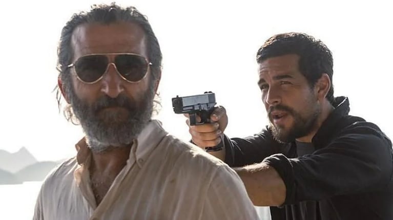 Zeta aparece su intención de posicionarse como un thriller de espionaje a gran escala.