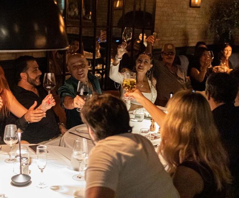 Zeta Bosio celebró su cumpleaños en Miami con su esposa Stef Iracet y amigos en Miami (Foto: Prensa).