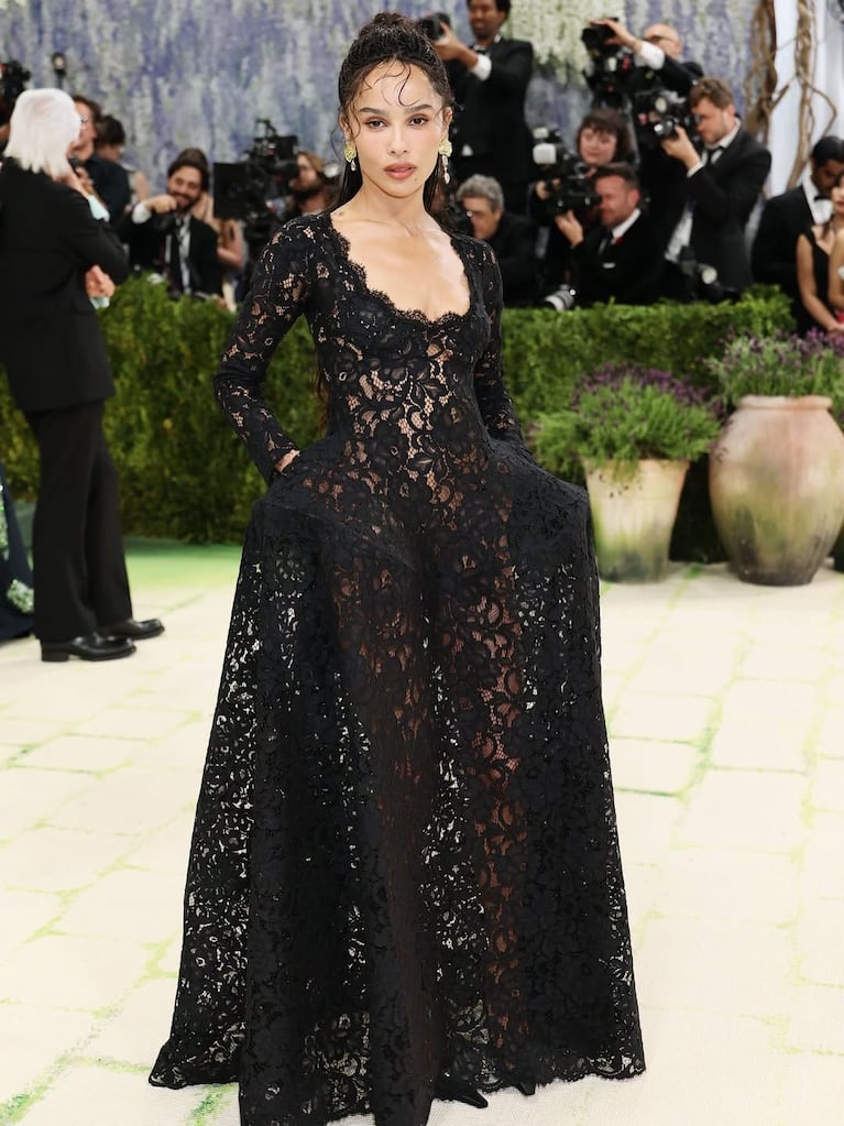 Zoë Kravitz (Foto: Instagram @metgalaofficial_)