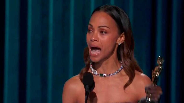 Zoe Saldaña ganó el Oscar a Mejor actriz de reparto por Emilia Pérez (Foto: captura TNT)