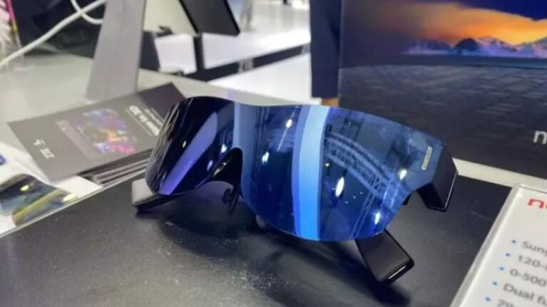ZTE muestra las gafas nubia Neovision Glass, con pantalla Micro-OLED que alcanza un brillo de 1.800 nits