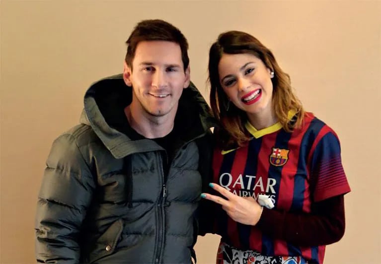 Lionel Messi y Martina Stoessel, juntos. (Foto: revista Gente)