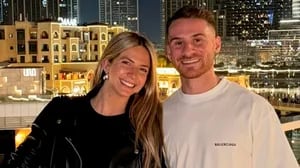 Alexis Mac Allister y Ailén Cova aterrizaron en Dubai.