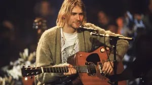 Subastan la guitarra que Kurt Cobain tocó en el MTV Unplugged (Foto_ Web)