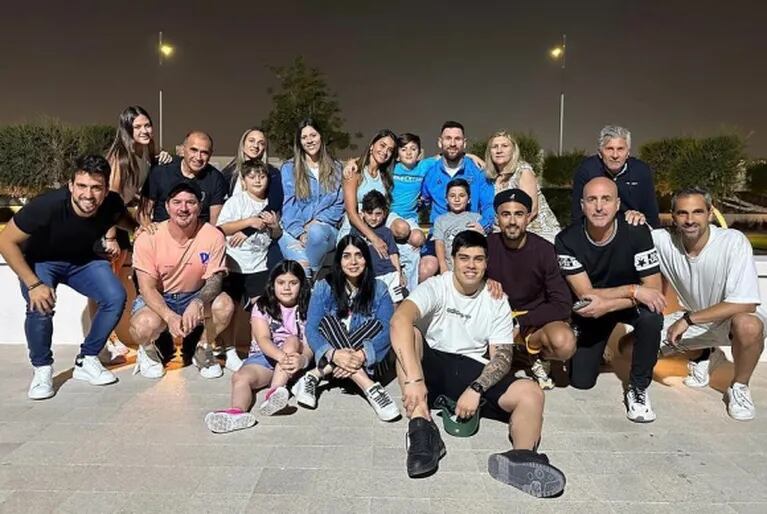 Mucha emoción en Qatar: los jugadores de la Selección Argentina recibieron a sus familiares