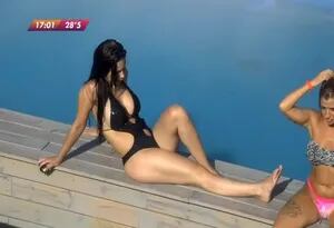Karen Ca, Paula y Angie pelaron bikini en Despedida de solteros