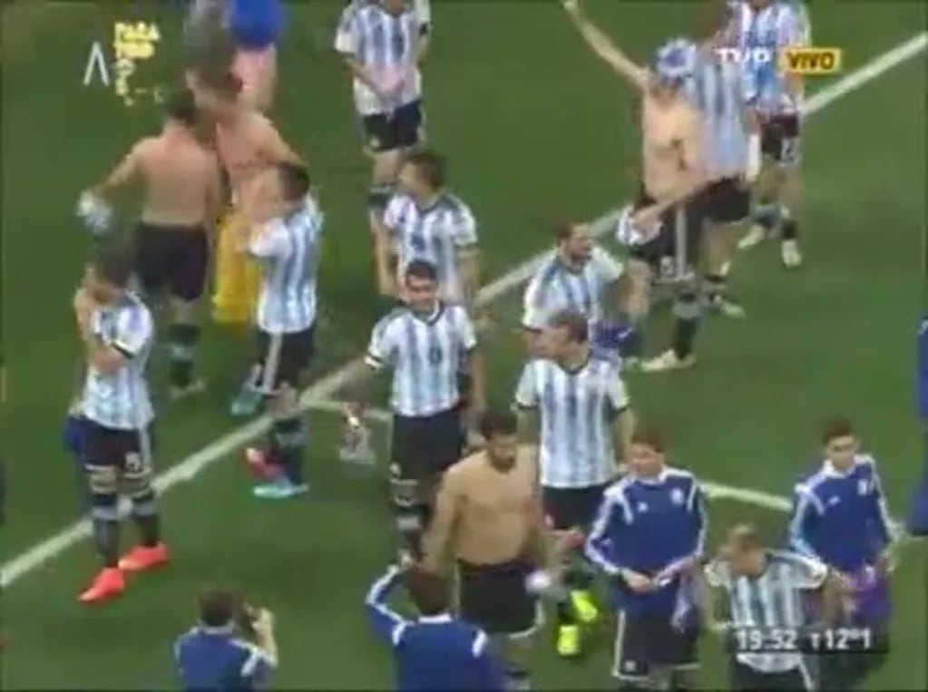 El sentido mensaje en vivo del Pollo Vignolo para Tití Fernández tras el triunfo de Argentina en semifinales