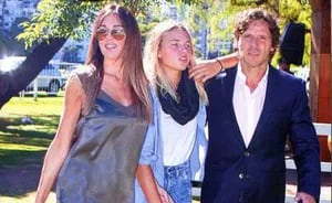 Josefina Bocchino con Andrea Frigerio y Lucas Bocchino. (Foto: revista ¡Hola! Argentina)